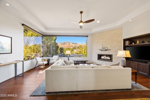 209 Calle Francesca --, Sedona, AZ 86336