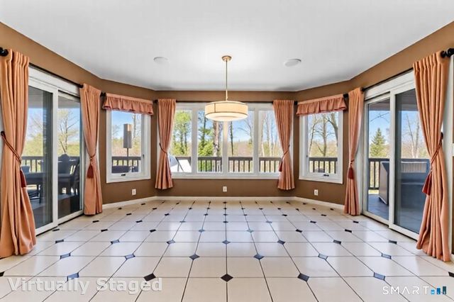 81 Georges Lane, Monroe, CT 06468