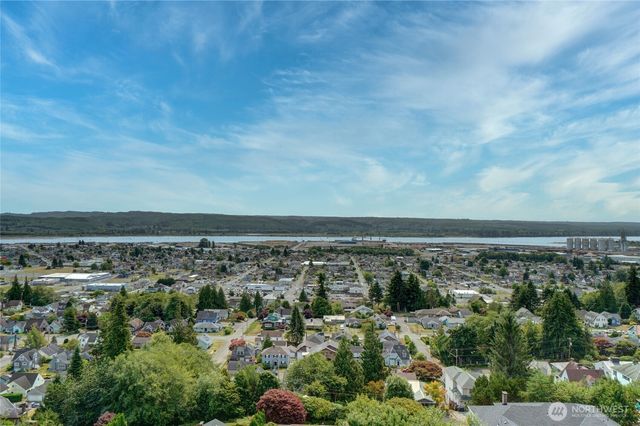 1823 Sam Benn Lane, Aberdeen, WA 98520