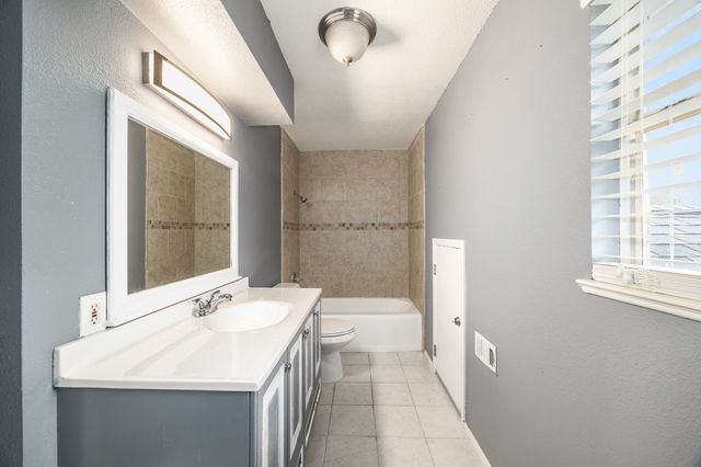 1504 Shields Avenue, Cedar Hill, TX 75104
