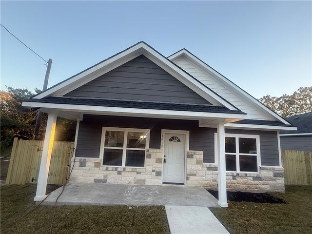 1913 Marshall Avenue, Bryan, TX 77803