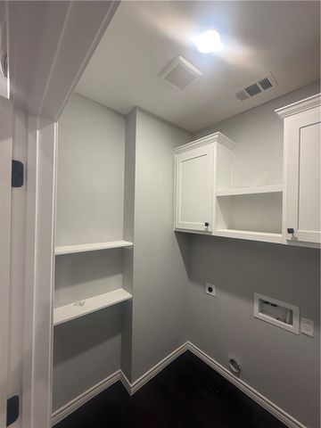 1913 Marshall Avenue, Bryan, TX 77803