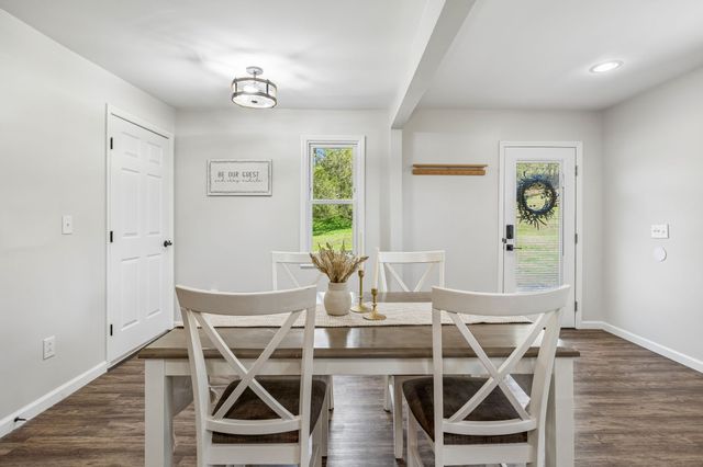 126 Rogers Rd, Gordonsville, TN 38563