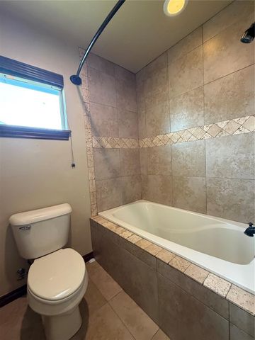 2817 Marigold Lane, Edmond, OK 73013