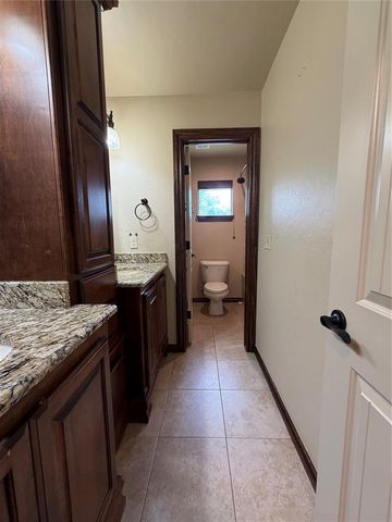2817 Marigold Lane, Edmond, OK 73013