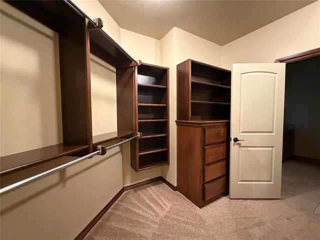 2817 Marigold Lane, Edmond, OK 73013