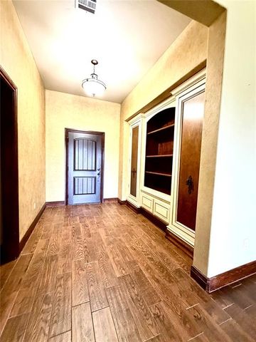 2817 Marigold Lane, Edmond, OK 73013
