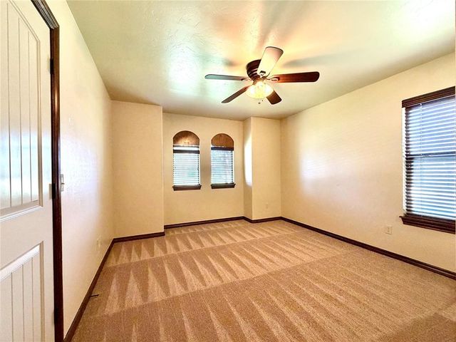 2817 Marigold Lane, Edmond, OK 73013