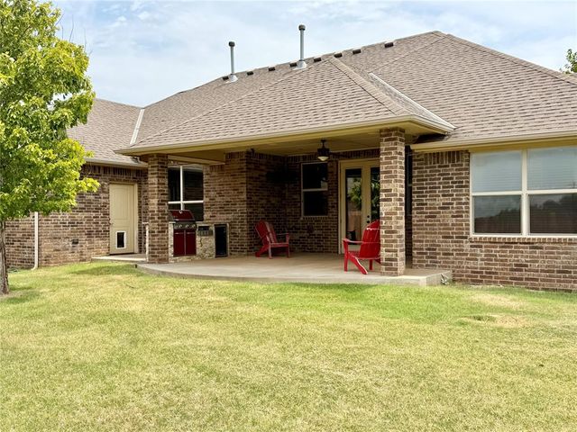 2817 Marigold Lane, Edmond, OK 73013