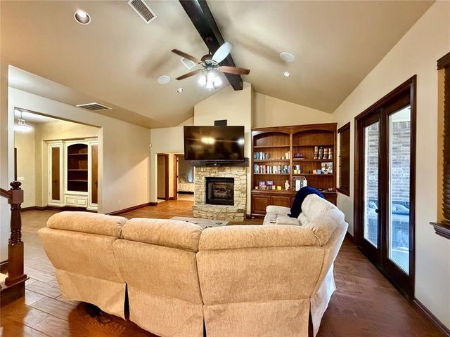 2817 Marigold Lane, Edmond, OK 73013