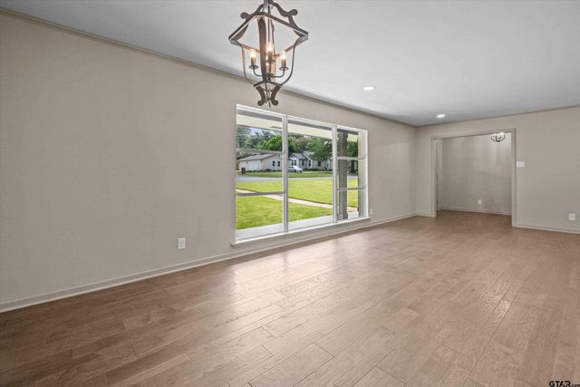 2515 Preston Ave, Tyler, TX 75701