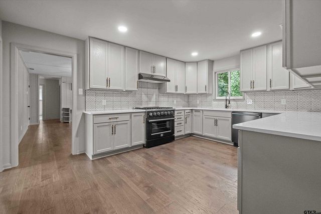 2515 Preston Ave, Tyler, TX 75701