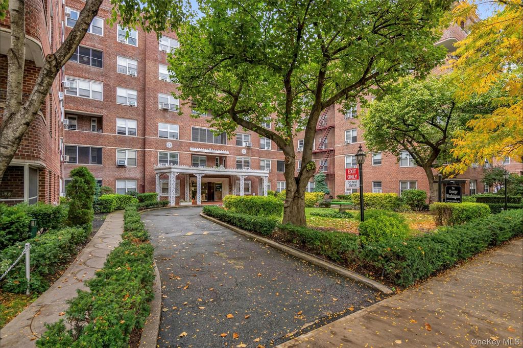 67-66 108 Street A58, Forest Hills, NY 11375 — exterior