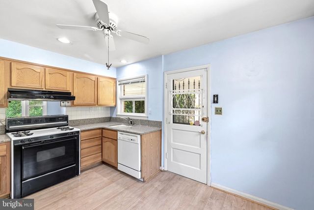 8311 W BOULEVARD DR, Alexandria, VA 22308