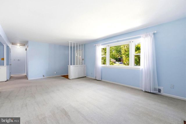 8311 W BOULEVARD DR, Alexandria, VA 22308