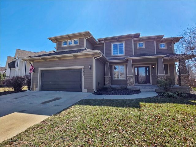 16885 W 161st Terrace, Olathe, KS 66062