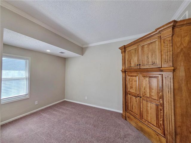 16885 W 161st Terrace, Olathe, KS 66062