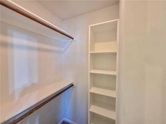 16885 W 161st Terrace, Olathe, KS 66062