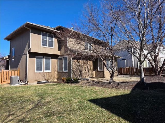 16885 W 161st Terrace, Olathe, KS 66062