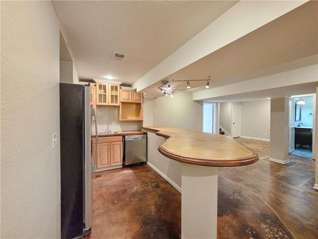 16885 W 161st Terrace, Olathe, KS 66062