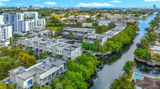 188 SE 4th Ter, Pompano Beach, FL 33060