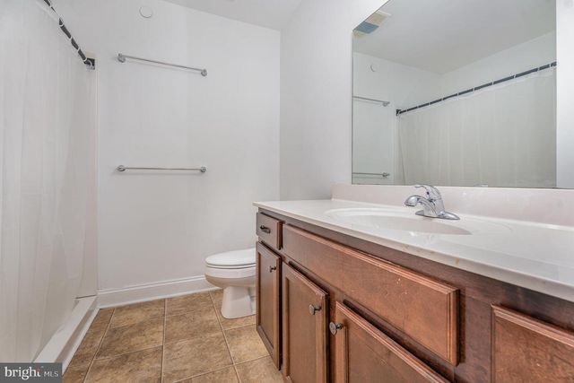 105 HIGH POINTE DR, Hummelstown, PA 17036