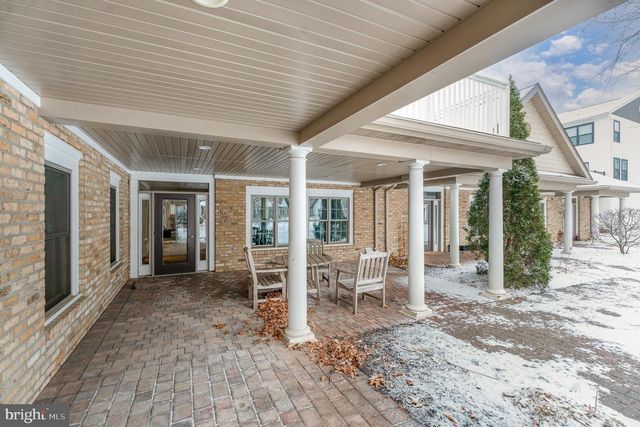 105 HIGH POINTE DR, Hummelstown, PA 17036