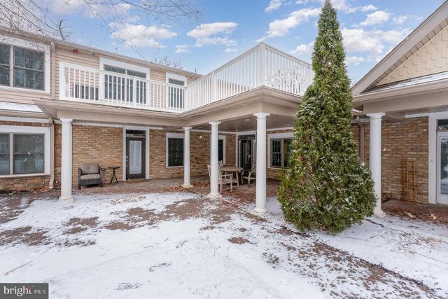 105 HIGH POINTE DR, Hummelstown, PA 17036