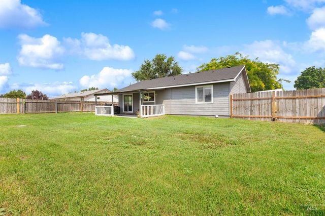 513 N Thornley Ave, Kuna, ID 83634
