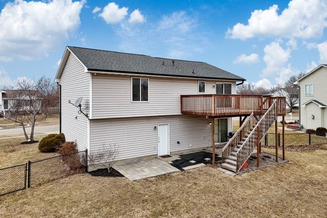 3205 SE Cherry Blossom Drive, Ankeny, IA 50021