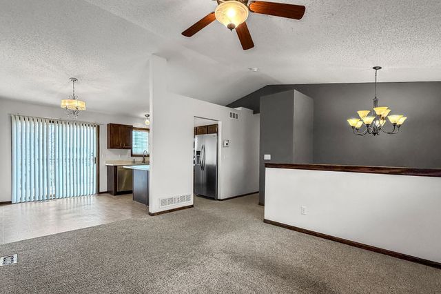 3205 SE Cherry Blossom Drive, Ankeny, IA 50021