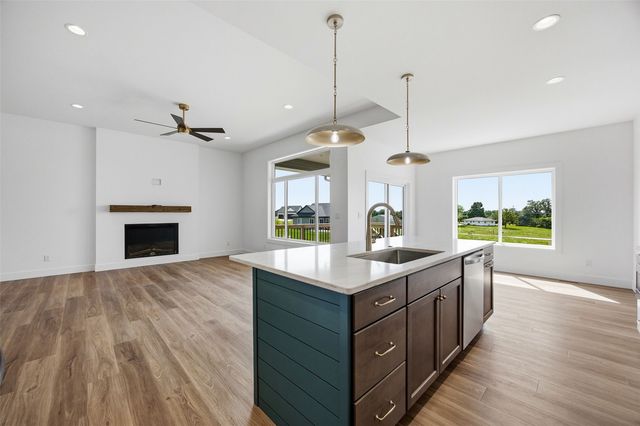 4118 Gemstone Road, Marion, IA 52302