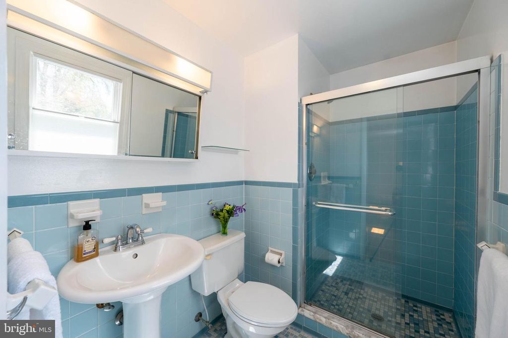 Image 23 of property listing at 9221 SPRING VALLEY RD, Ellicott City, MD 21043