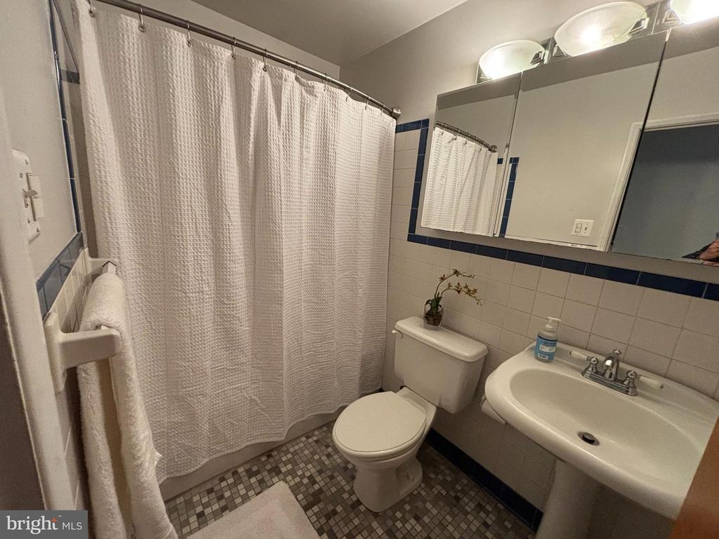 Image 26 of property listing at 9221 SPRING VALLEY RD, Ellicott City, MD 21043