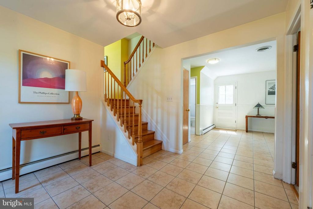 Image 28 of property listing at 9221 SPRING VALLEY RD, Ellicott City, MD 21043