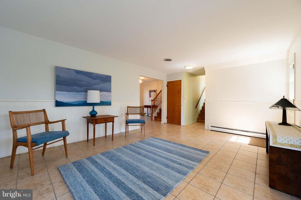 Image 30 of property listing at 9221 SPRING VALLEY RD, Ellicott City, MD 21043