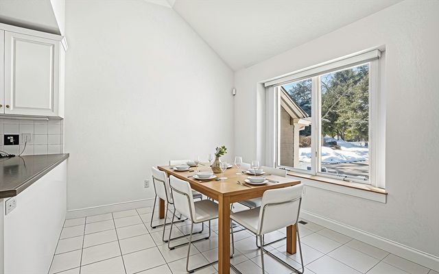 1203 Magnolia Drive 1203, Wayland, MA 01778