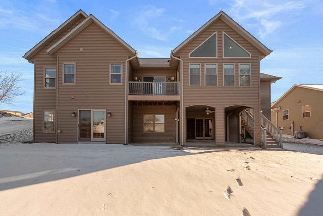 102 Benjamin Court, Beaver Dam, WI 53916