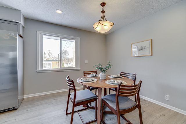 2758 Vincent Avenue N, Minneapolis, MN 55411