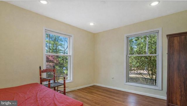 1050 PLANTERS WHARF RD, Lusby, MD 20657