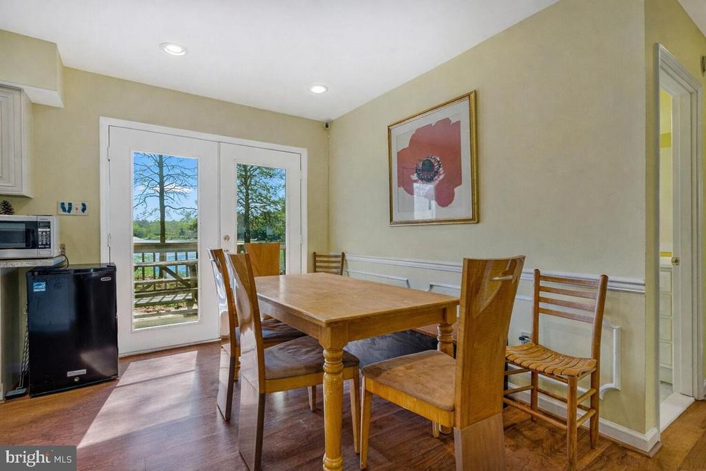 Image 15 of property listing at 1050 PLANTERS WHARF RD, Lusby, MD 20657