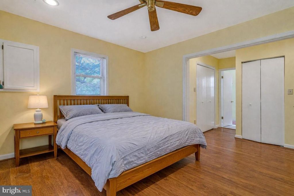 Image 21 of property listing at 1050 PLANTERS WHARF RD, Lusby, MD 20657