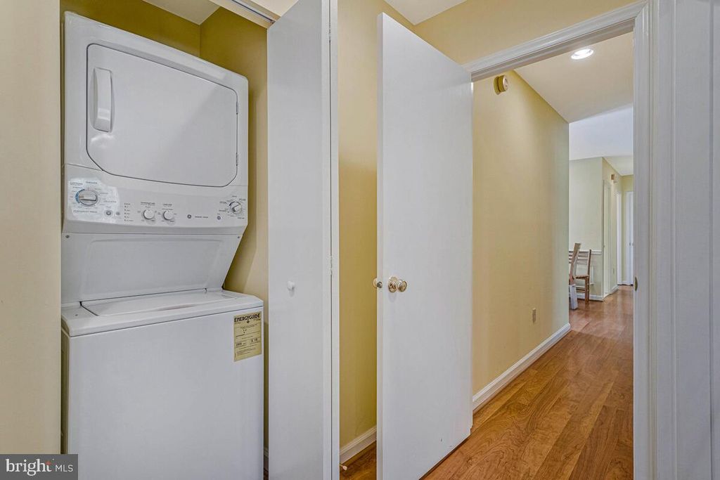 Image 28 of property listing at 1050 PLANTERS WHARF RD, Lusby, MD 20657