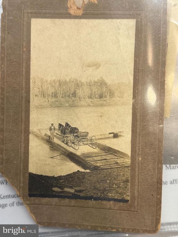 Image 54 of property listing at 1050 PLANTERS WHARF RD, Lusby, MD 20657