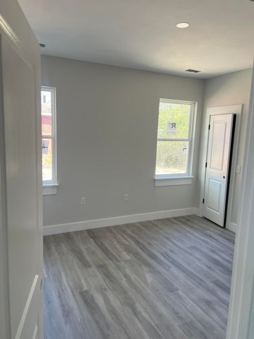 409 University Dr Drive, North Charleston, SC 29418