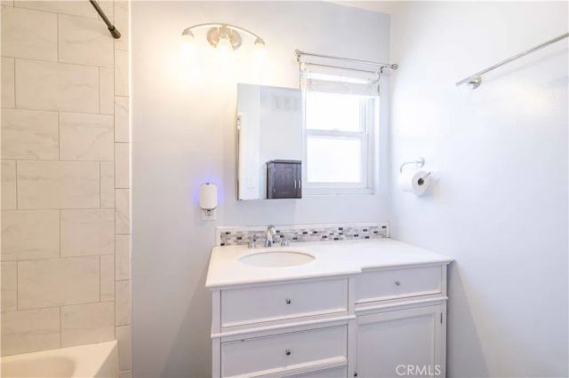 1227 E 1st, Long Beach, CA 90802