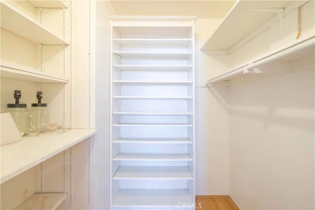 1227 E 1st, Long Beach, CA 90802