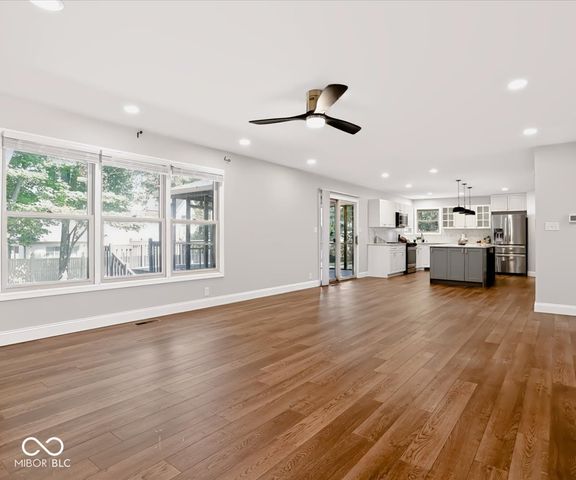 2601 S Trotters Run, Bloomington, IN 47401