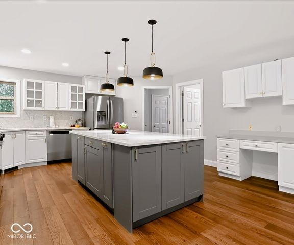 2601 S Trotters Run, Bloomington, IN 47401