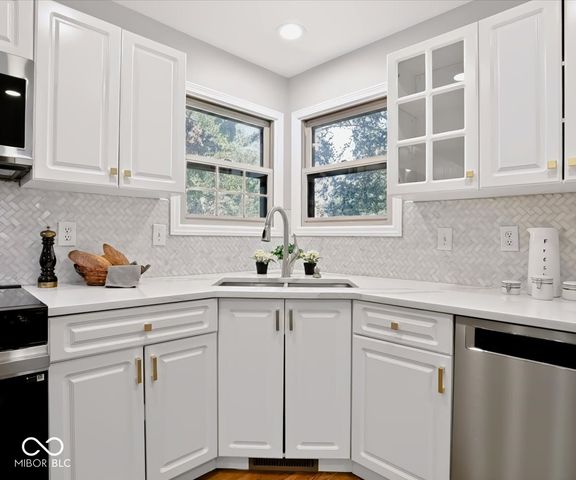 2601 S Trotters Run, Bloomington, IN 47401